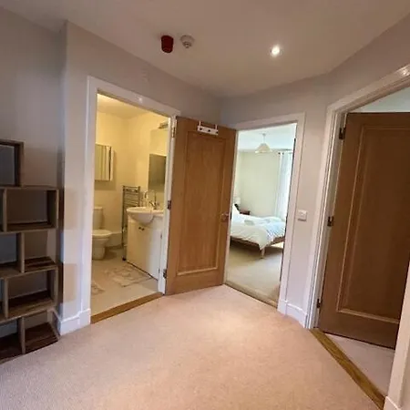 My - Walk To Centre In 5 Mins *