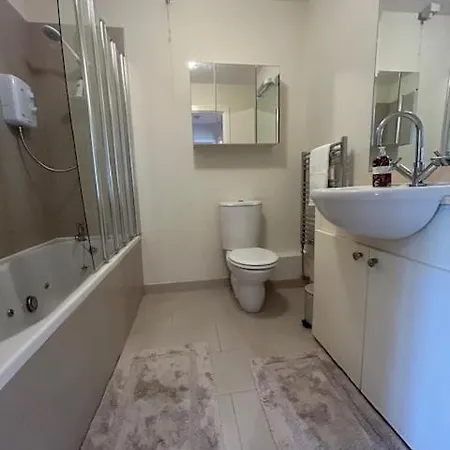 My - Walk To Centre In 5 Mins