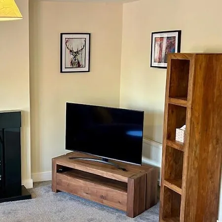 My - Walk To Centre In 5 Mins *