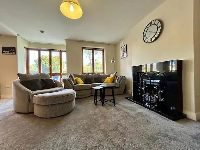 My - Walk To Centre In 5 Mins *